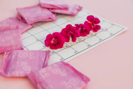 calendar-with-flowers-sanitary-towels